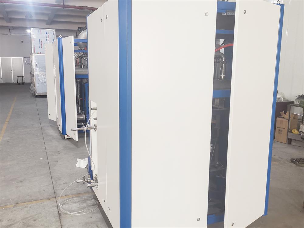 e8bcadda8751cf9cc24aec40815b9716